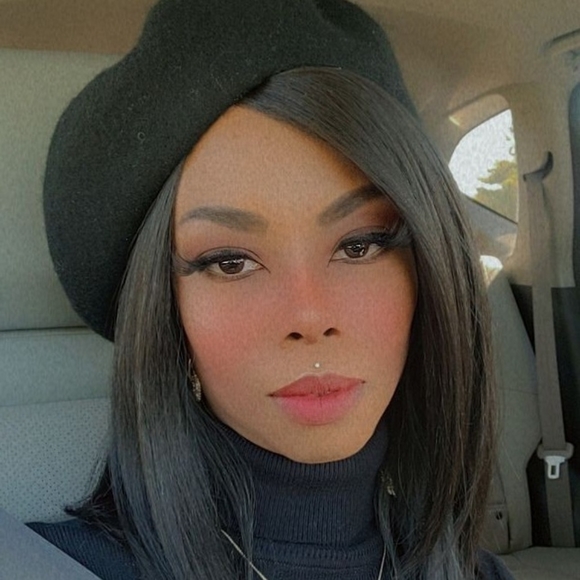 Meet your Posher, Shauna - Picture 1 of 1